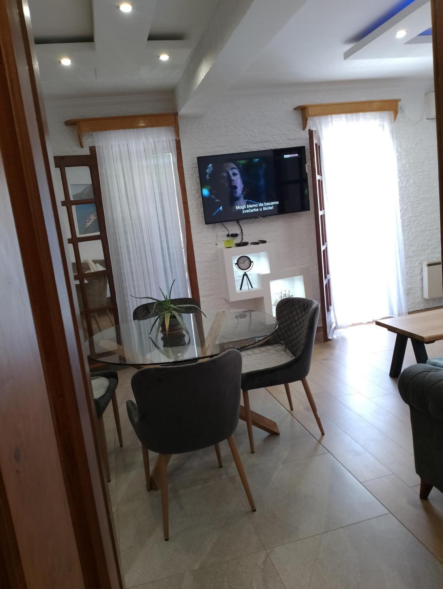 Apartment Ksenija كوتور المظهر الخارجي الصورة